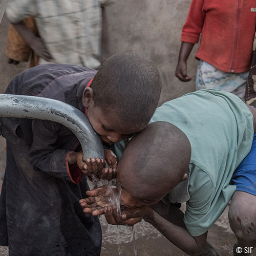 eau-Tchad-enfants-puits-secours-islamique-France